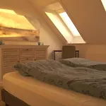Neu In 130 Qm Grosser Garten Apartamento *