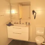 Neu In 130 Qm Grosser Garten Apartamento Friedrichskoog