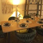 Neu In 130 Qm Grosser Garten * Friedrichskoog
