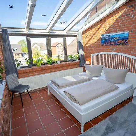 Appartamento Neu In 130 Qm Grosser Garten Friedrichskoog