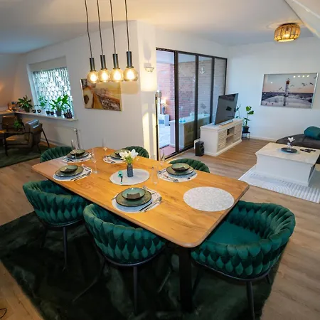 Neu In 130 Qm Grosser Garten Appartamento *