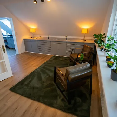 Appartement Neu In 130 Qm Grosser Garten Friedrichskoog