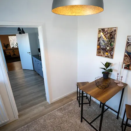 Appartamento Neu In 130 Qm Grosser Garten