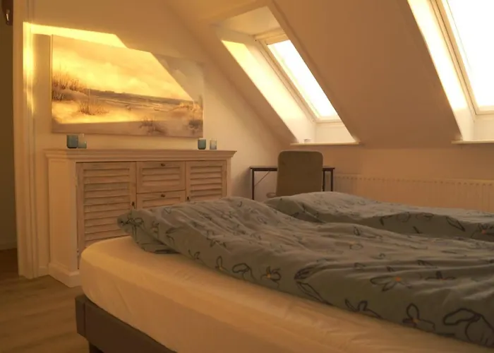 Neu In 130 Qm Grosser Garten Appartement *