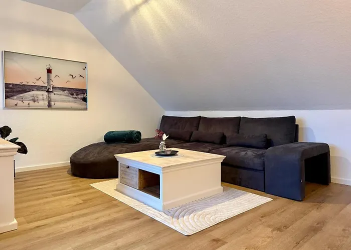 Neu In 130 Qm Grosser Garten * Friedrichskoog