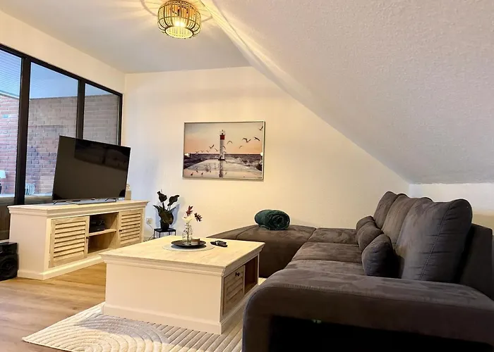 Neu In 130 Qm Grosser Garten * Friedrichskoog